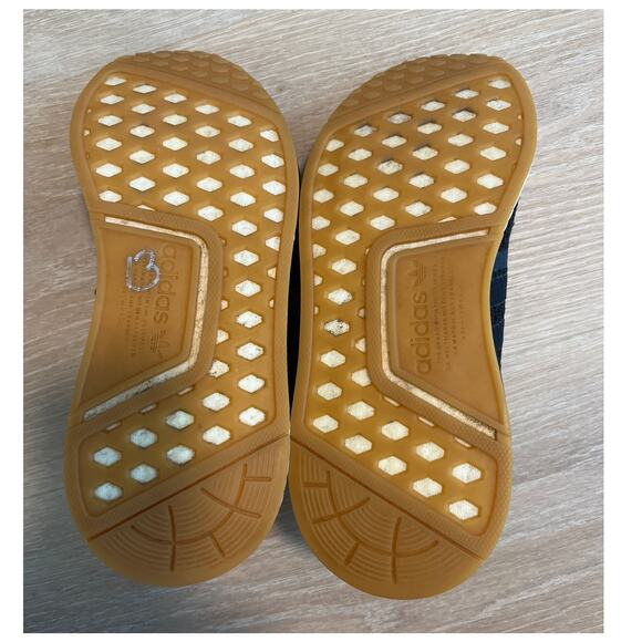 Adidas Originals NMD_R1 BOOST Black White Gum B42200 Mens Size 6 Womens 7.5/8 - Picture 10 of 10